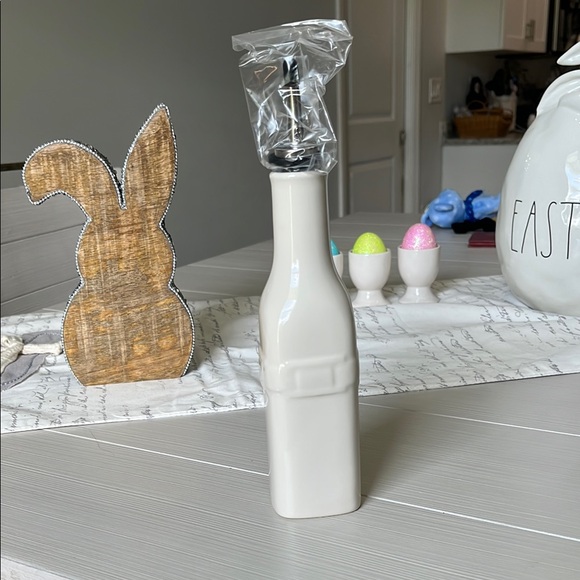 Longaberger Woven Traditions Oil Bottle - Picture 2 of 4